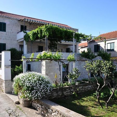 Pinta Apartments Lumbarda Exterior foto